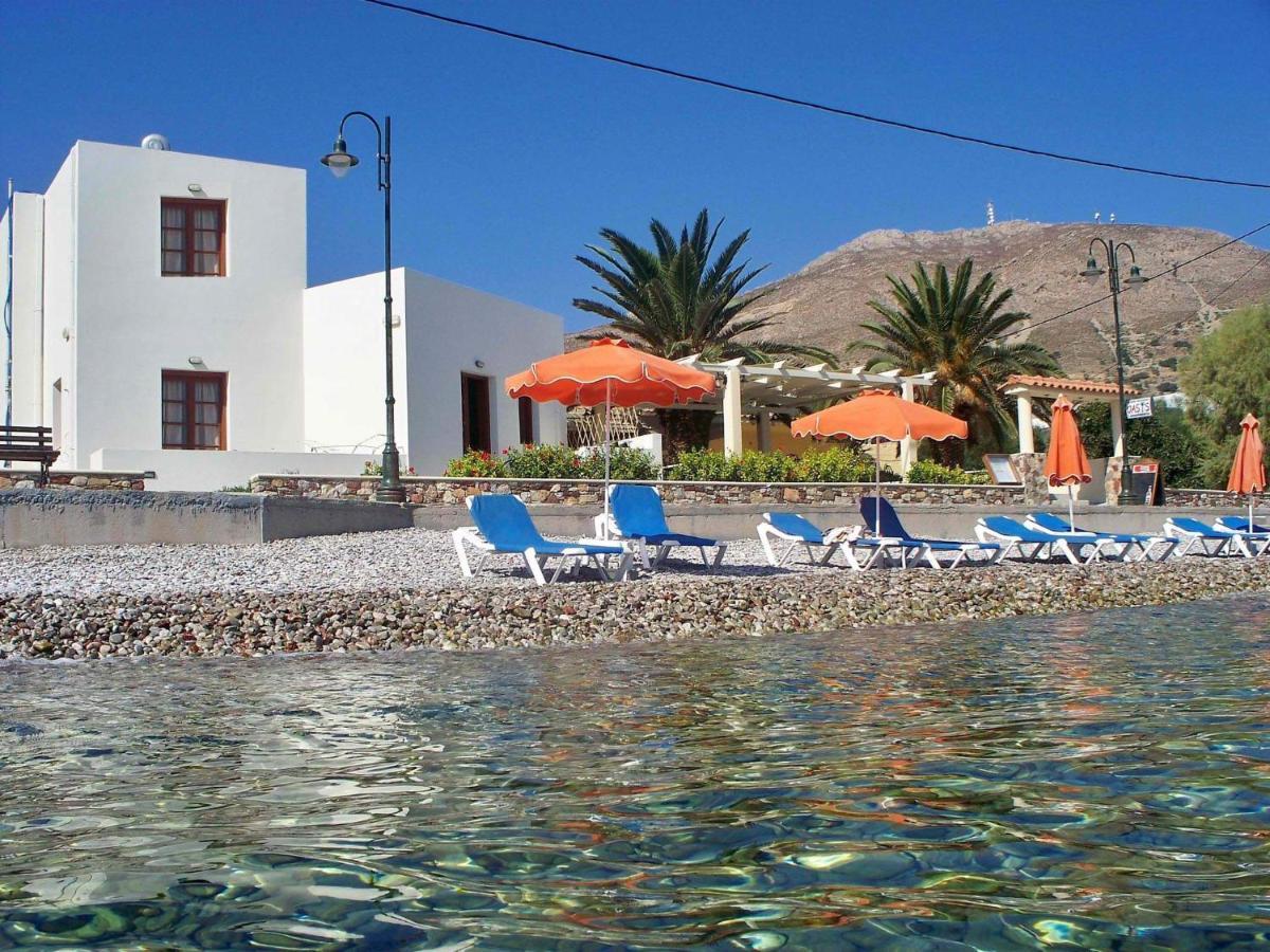Oasis Apartments Ливадия Экстерьер фото